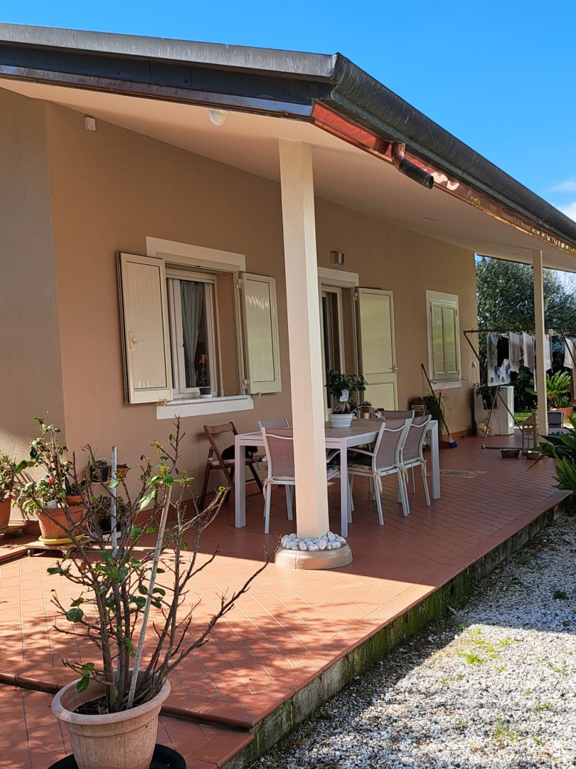 9562-torre-del-lago-mare-viareggio-vendita-villa